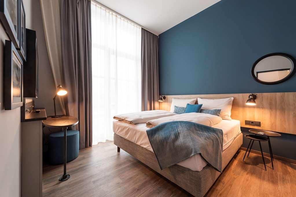 Harbr. Hotel Heilbronn Oda fotoğraf